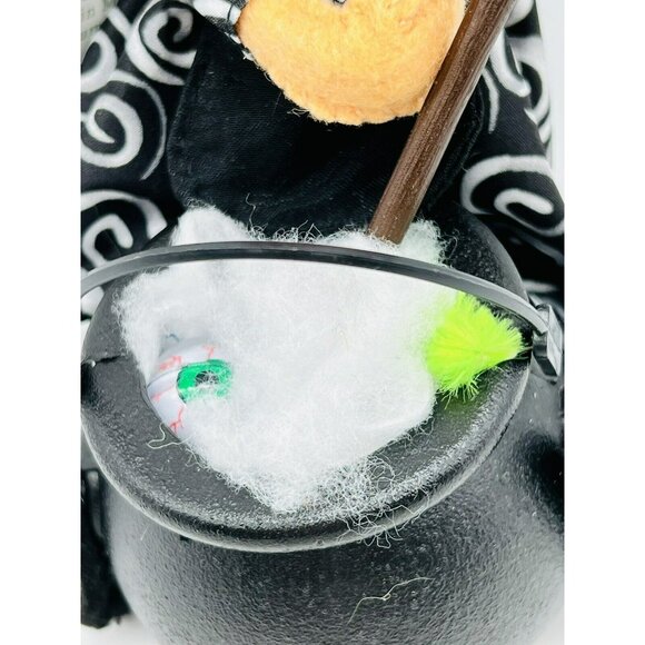 Annalee Witches Brew Black Halloween Doll Cauldron Eyeball 6 inch 2011 Tag HTF - Picture 3 of 9